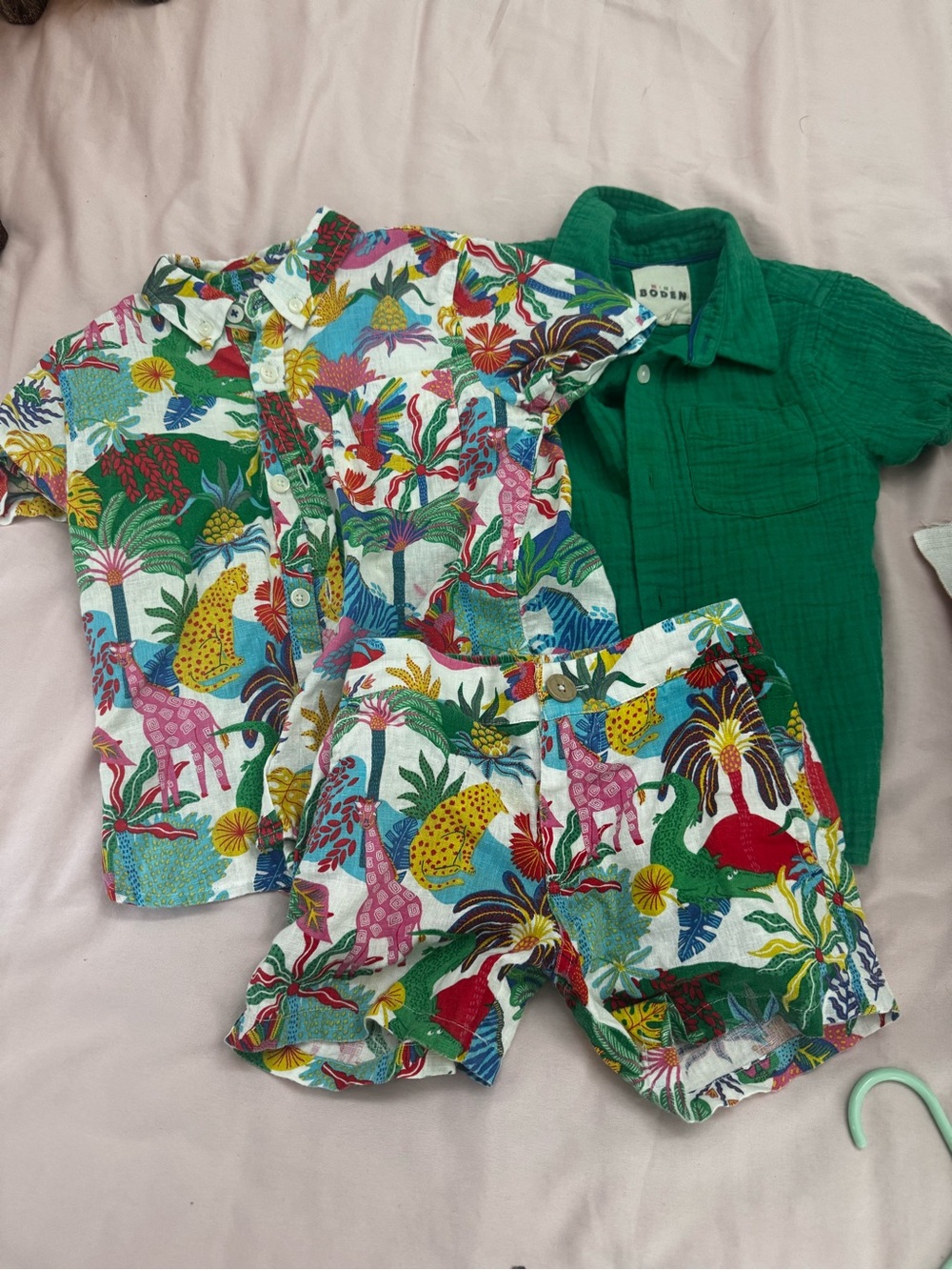 Mini Boden 3-4T Tropical Animal Print Toddler Shirts and shorts